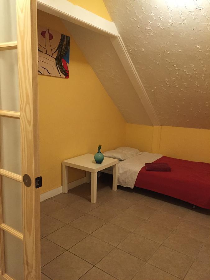 Providence Hostel & Guest House Kültér fotó